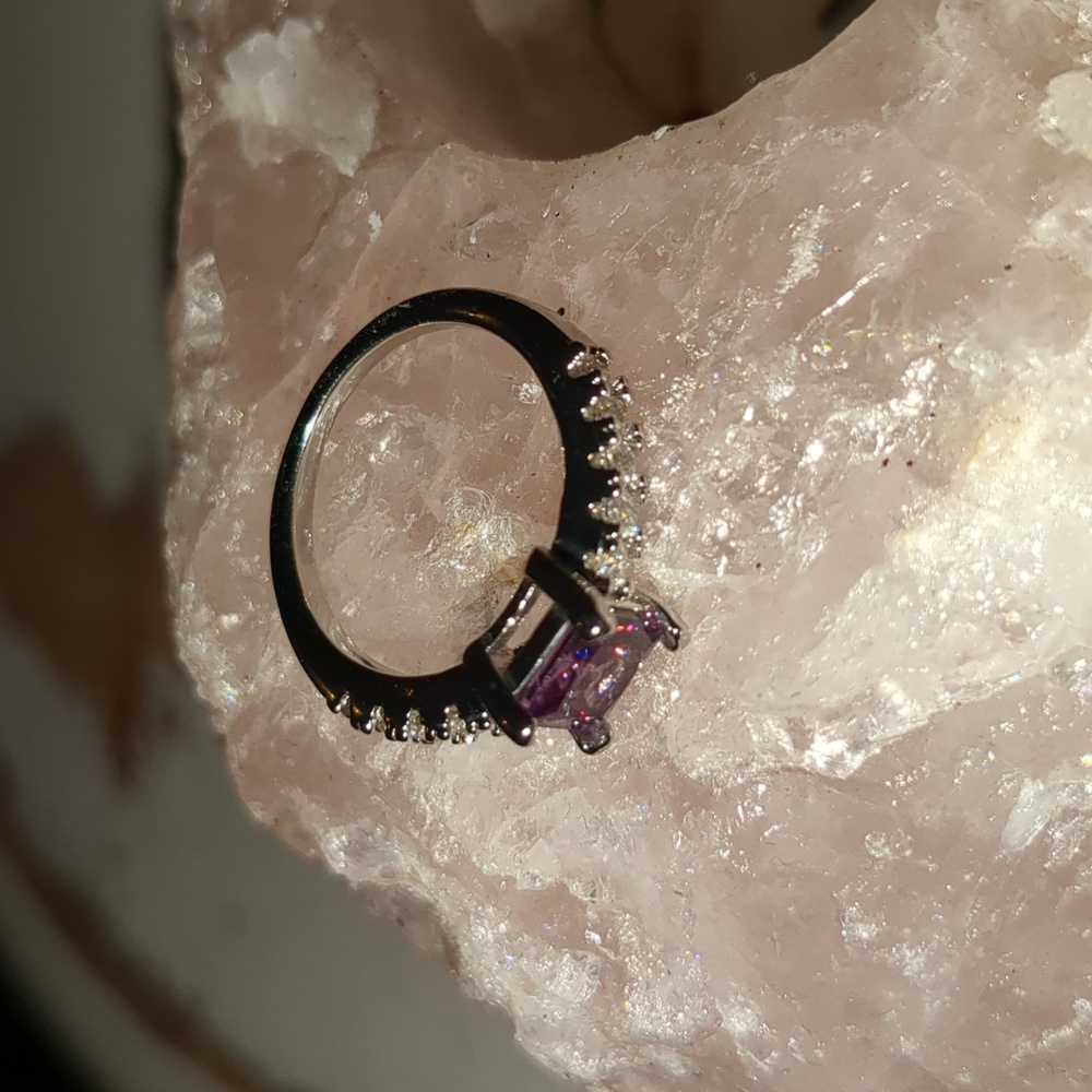 💜Purple/CZ's Silver Plated Ring
